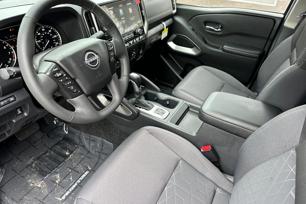 Thumbnail: 2026 Nissan Frontier - 8