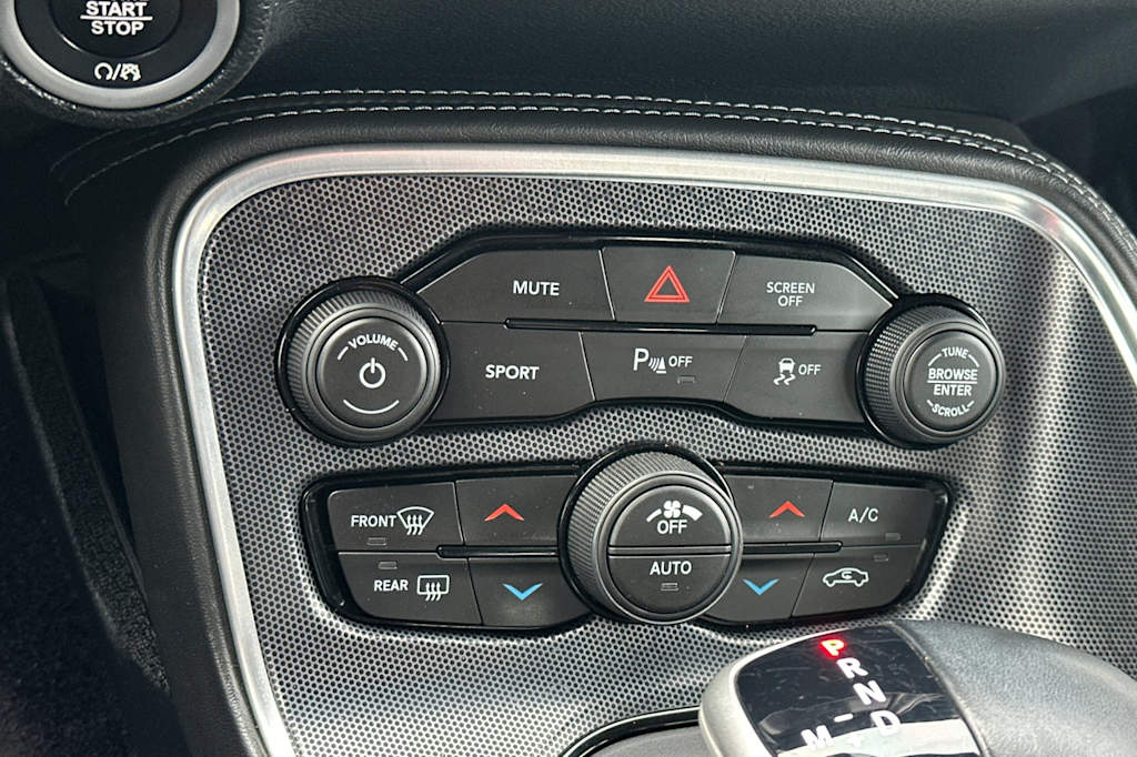 Thumbnail: 2018 Dodge Challenger - 24