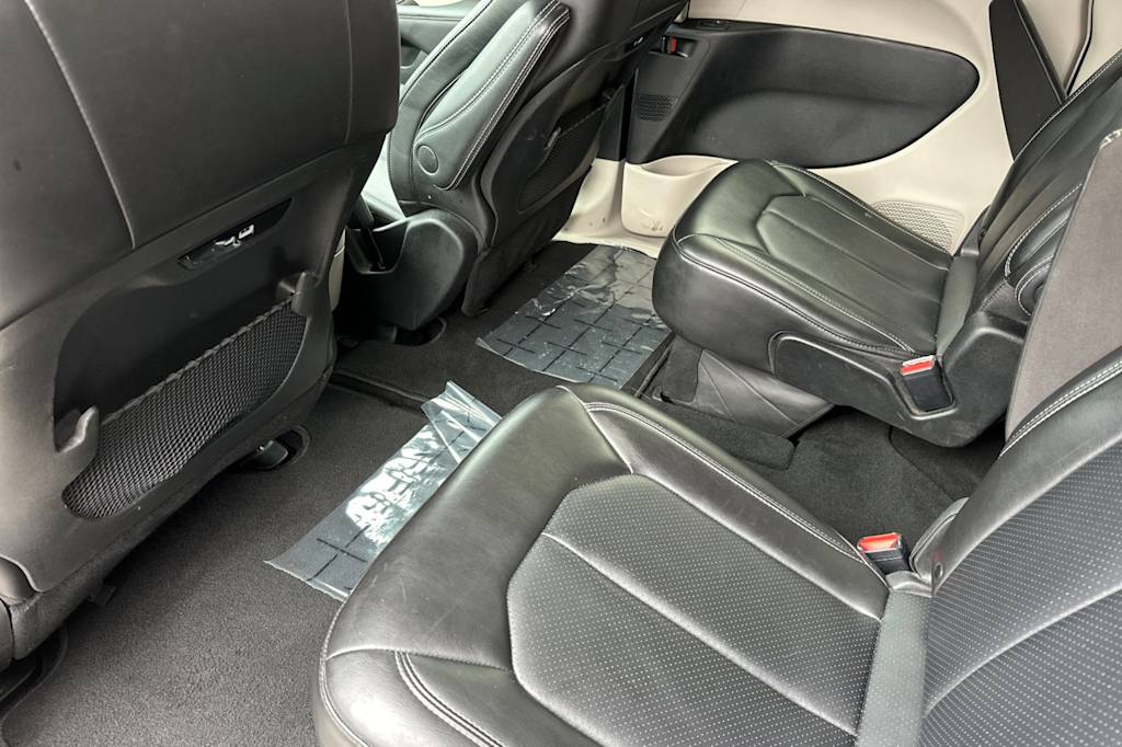 Thumbnail: 2024 Chrysler Pacifica - 11