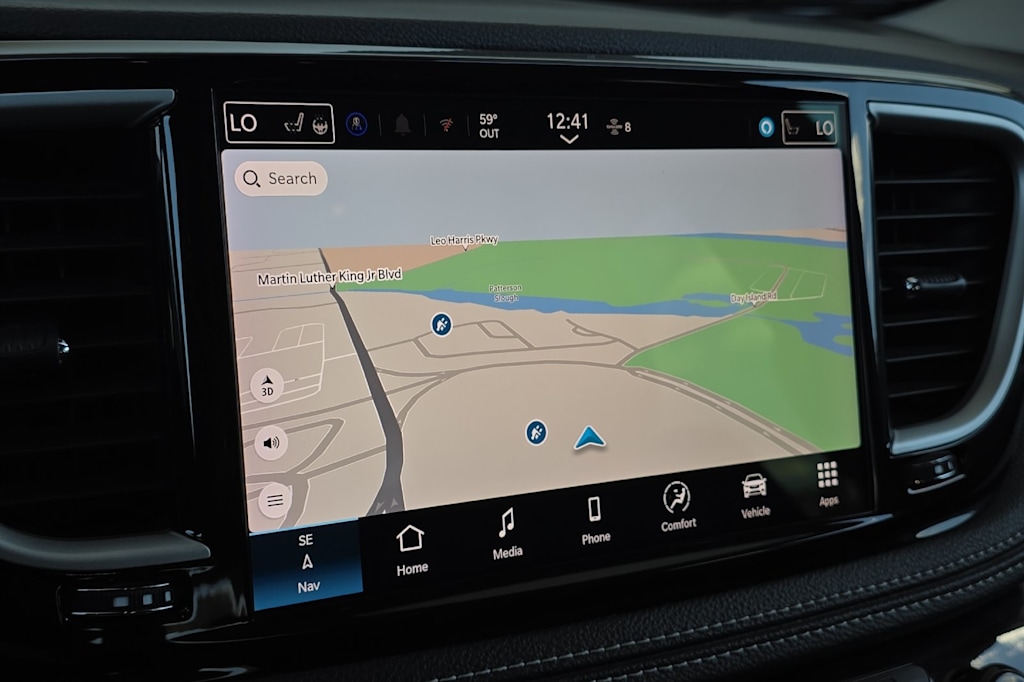 Thumbnail: 2024 Chrysler Pacifica - 24