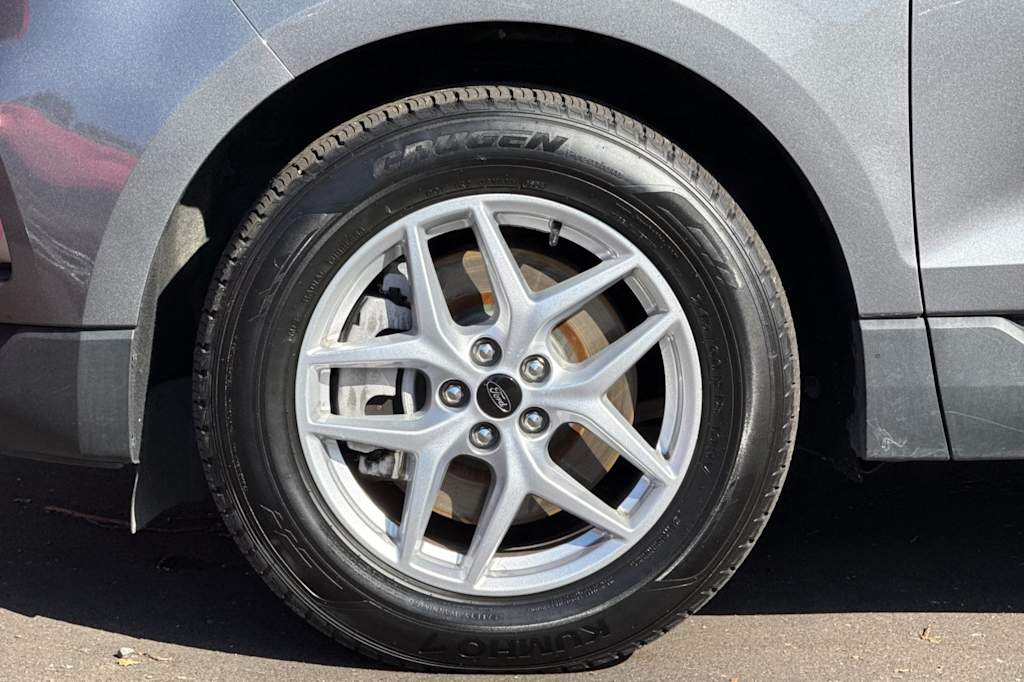 Thumbnail: 2024 Ford Edge - 8