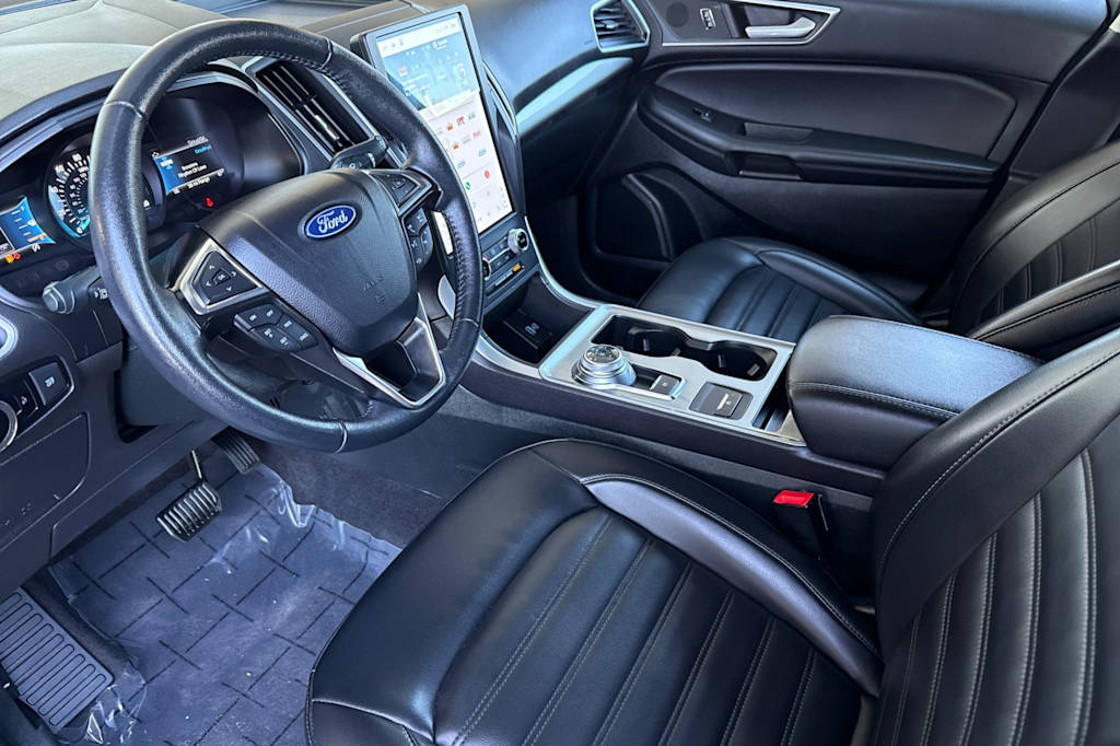 Thumbnail: 2024 Ford Edge - 10