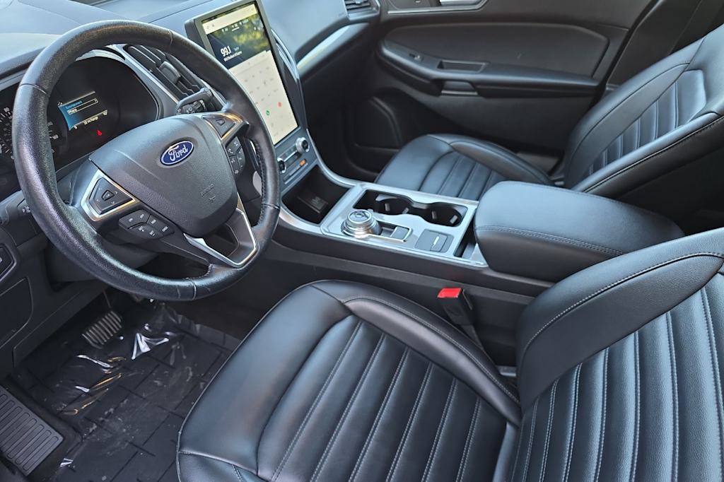 Thumbnail: 2023 Ford Edge - 10