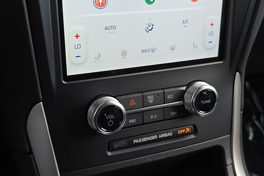 Thumbnail: 2024 Ford Edge - 25