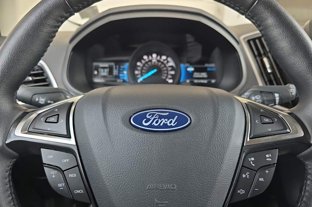 Thumbnail: 2024 Ford Edge - 27