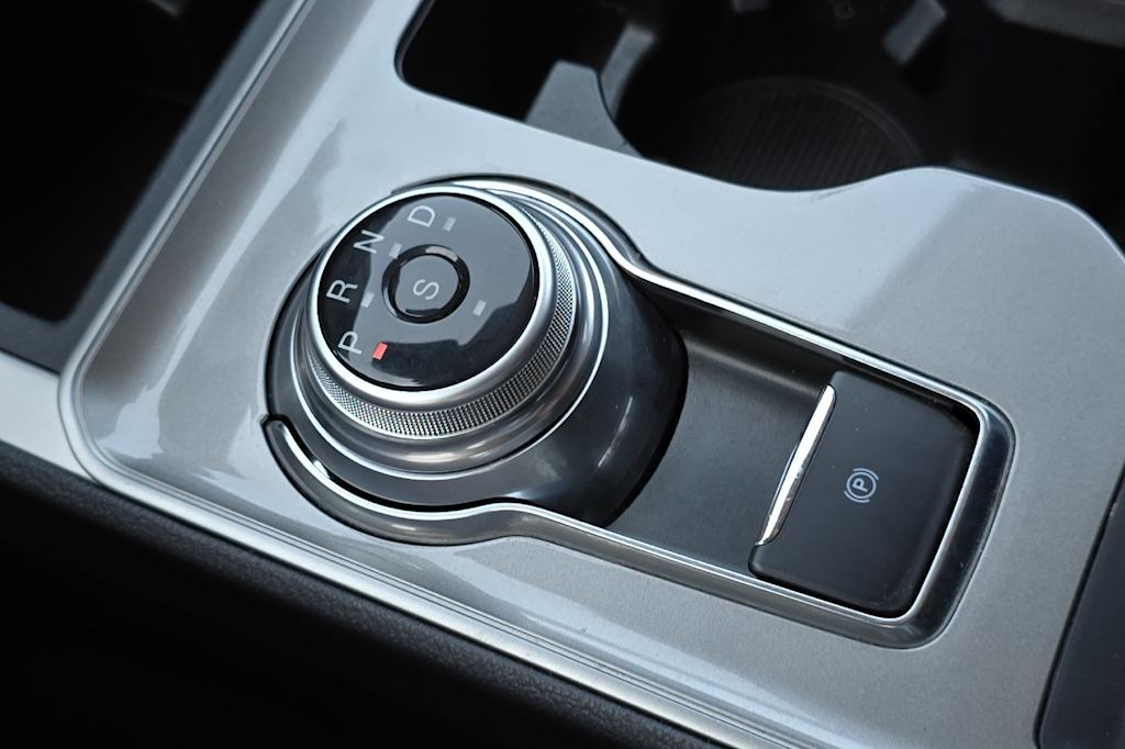 Thumbnail: 2023 Ford Edge - 14