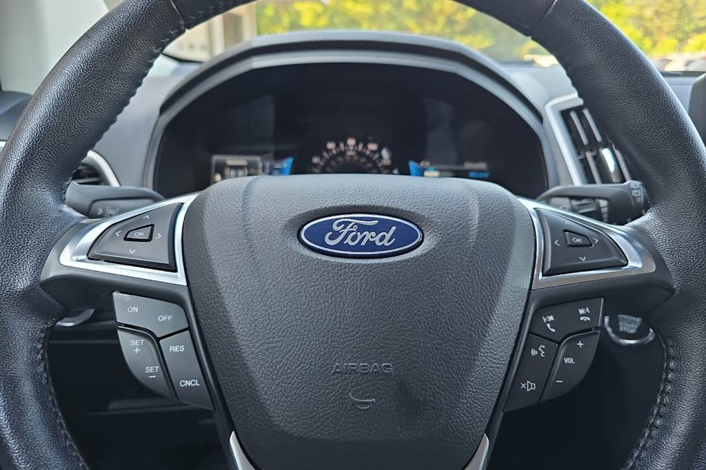 Thumbnail: 2023 Ford Edge - 27