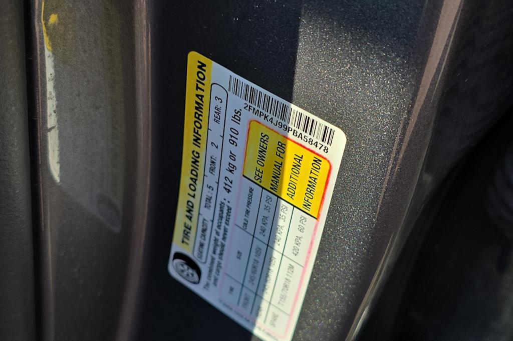 Thumbnail: 2023 Ford Edge - 17