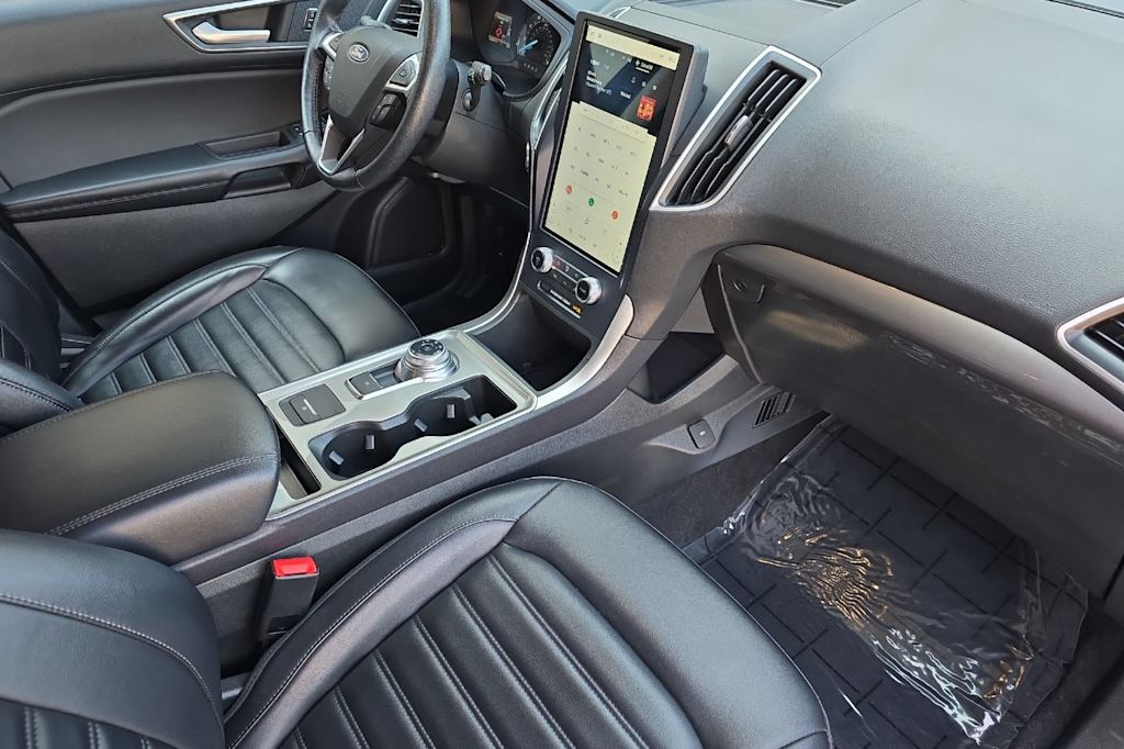 Thumbnail: 2023 Ford Edge - 11