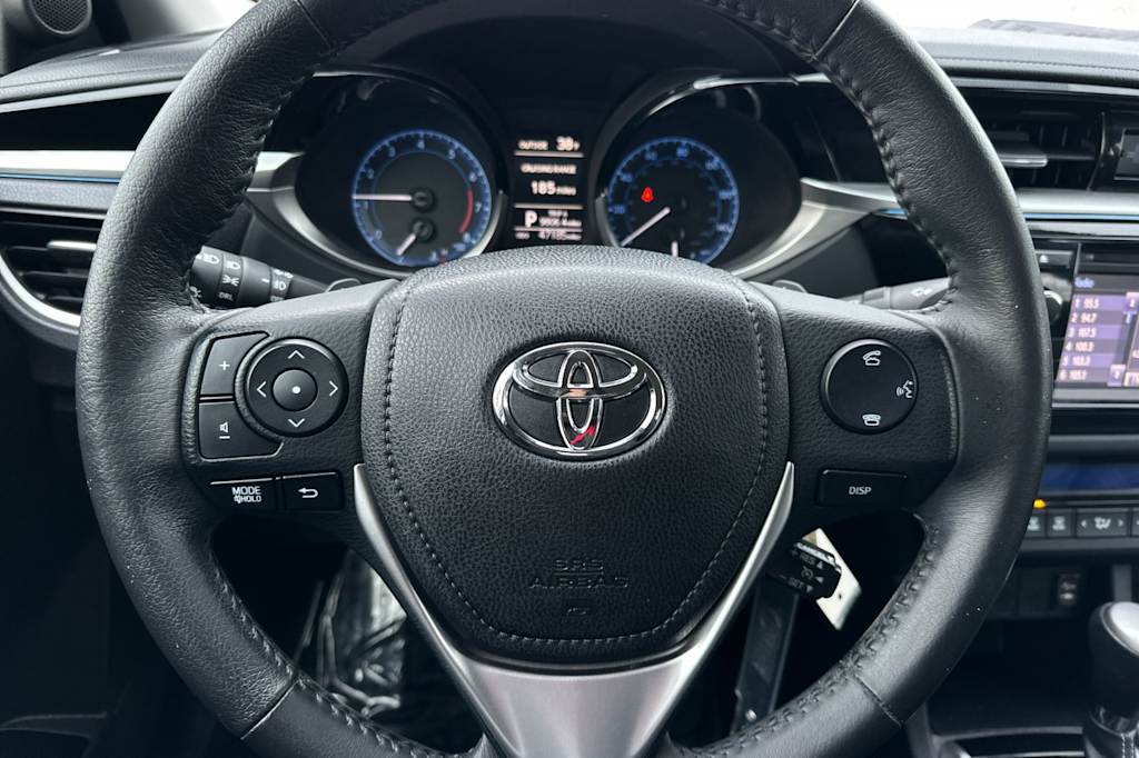 Thumbnail: 2015 Toyota Corolla - 24