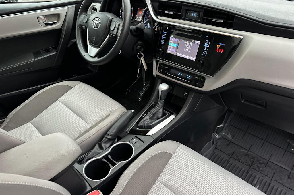 Thumbnail: 2018 Toyota Corolla - 11