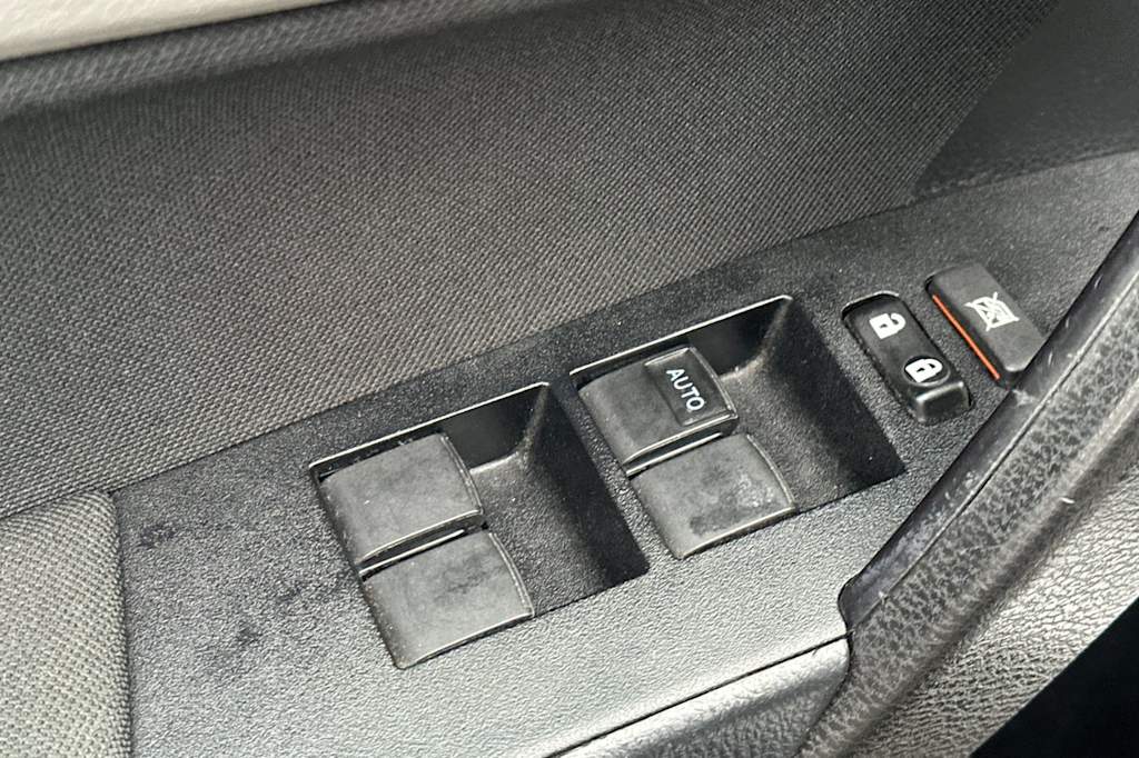 Thumbnail: 2018 Toyota Corolla - 20