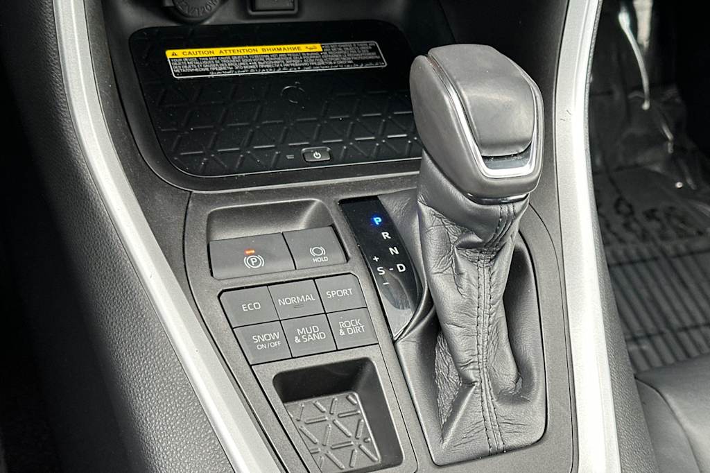 Thumbnail: 2021 Toyota RAV4 - 13