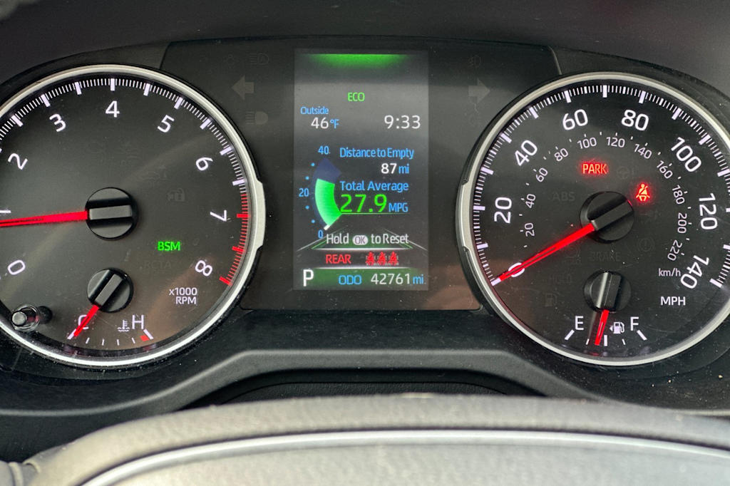 Thumbnail: 2022 Toyota RAV4 - 27