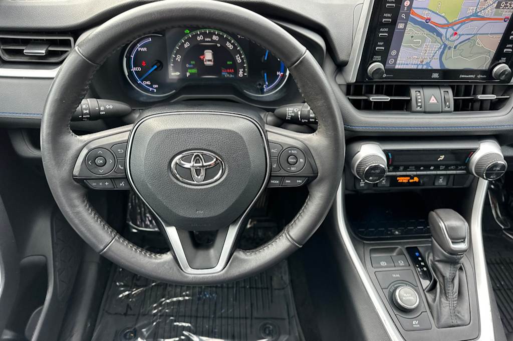 Thumbnail: 2021 Toyota RAV4 - 11