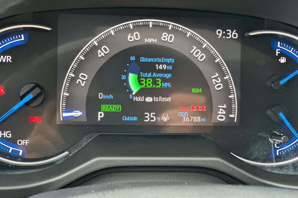 Thumbnail: 2020 Toyota RAV4 - 29