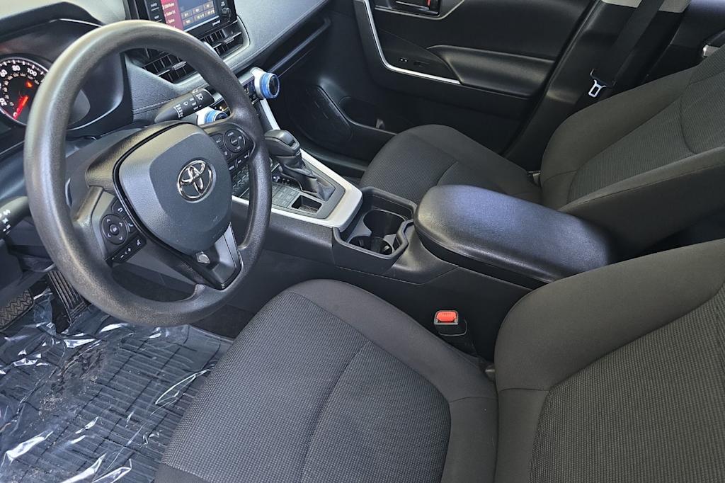 Thumbnail: 2020 Toyota RAV4 - 9