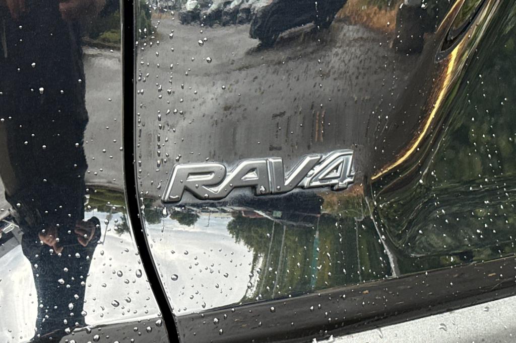 Thumbnail: 2023 Toyota RAV4 - 7