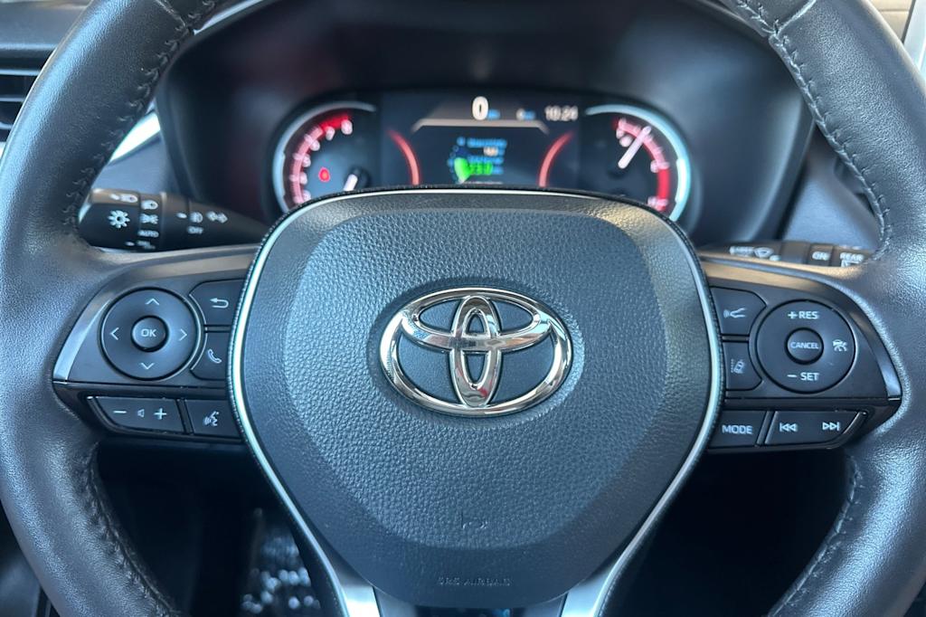 Thumbnail: 2020 Toyota RAV4 - 27