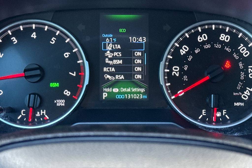 Thumbnail: 2021 Toyota RAV4 - 28