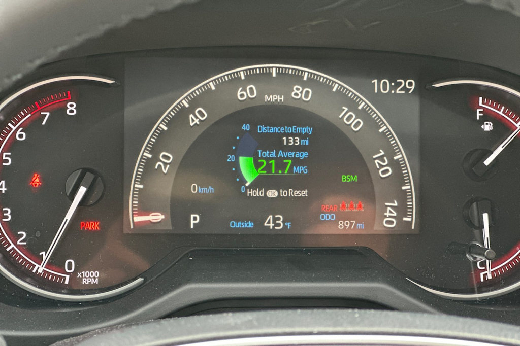 Thumbnail: 2025 Toyota RAV4 - 28