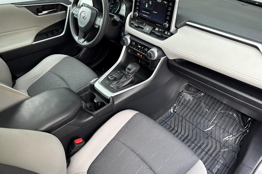 Thumbnail: 2020 Toyota RAV4 - 11