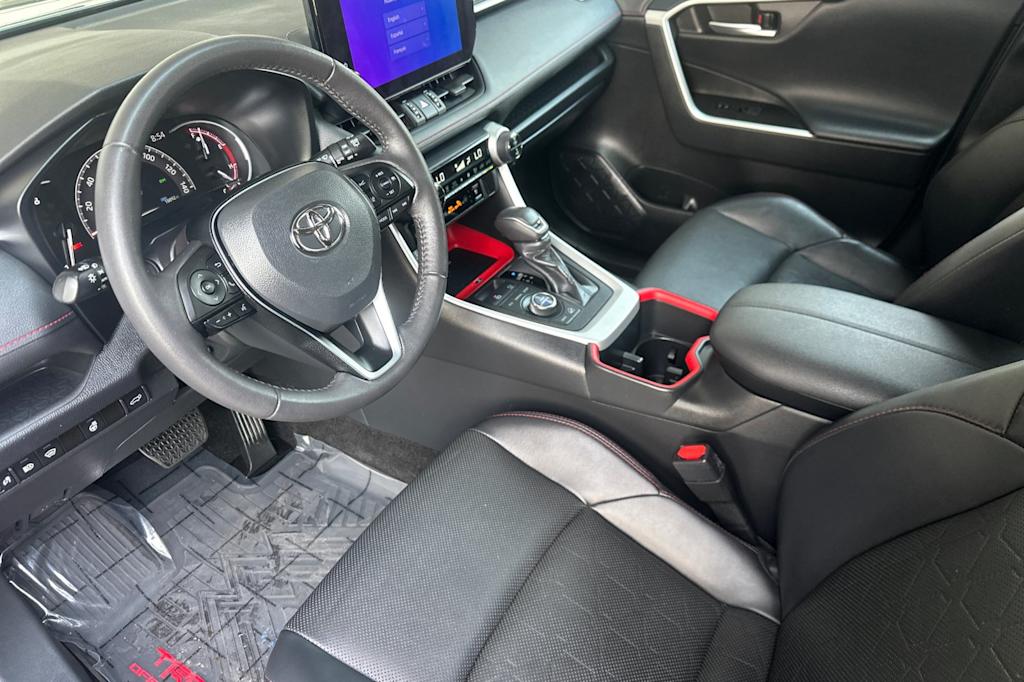 Thumbnail: 2024 Toyota RAV4 - 9