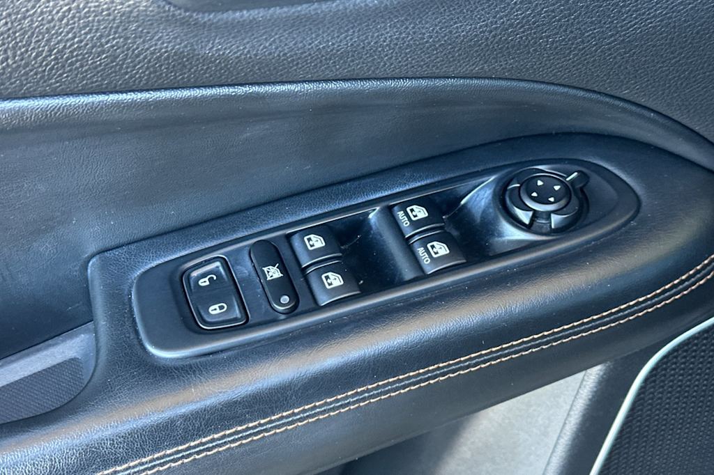 Thumbnail: 2017 Jeep Compass - 22