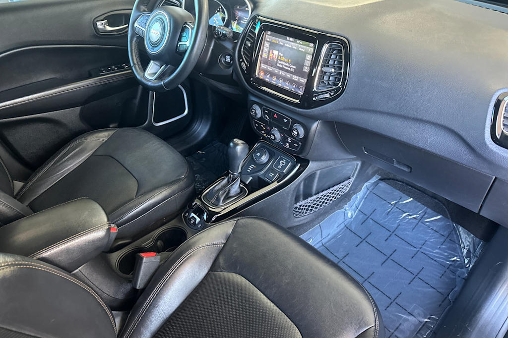 Thumbnail: 2017 Jeep Compass - 12
