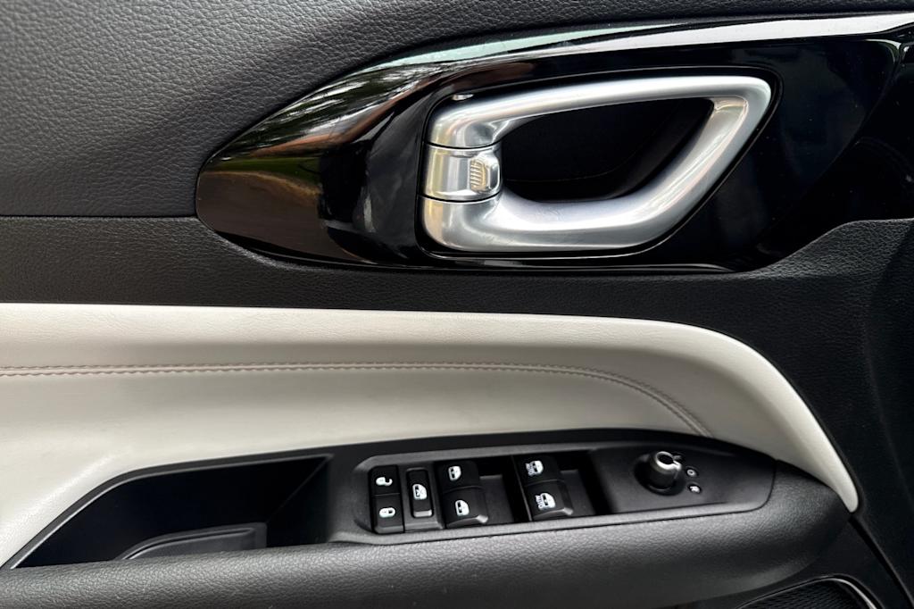 Thumbnail: 2025 Jeep Compass - 21