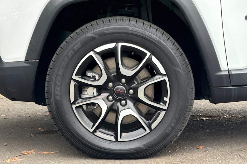 Thumbnail: 2025 Jeep Compass - 8