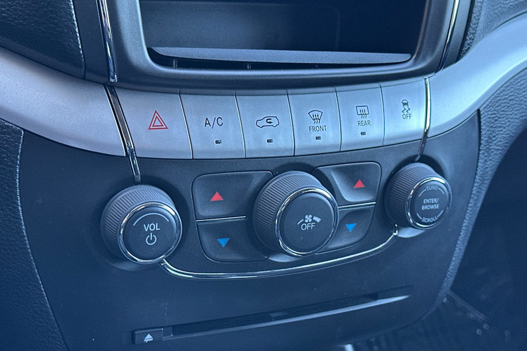 Thumbnail: 2019 Dodge Journey - 25