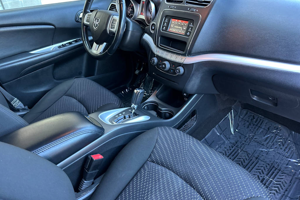 Thumbnail: 2019 Dodge Journey - 11