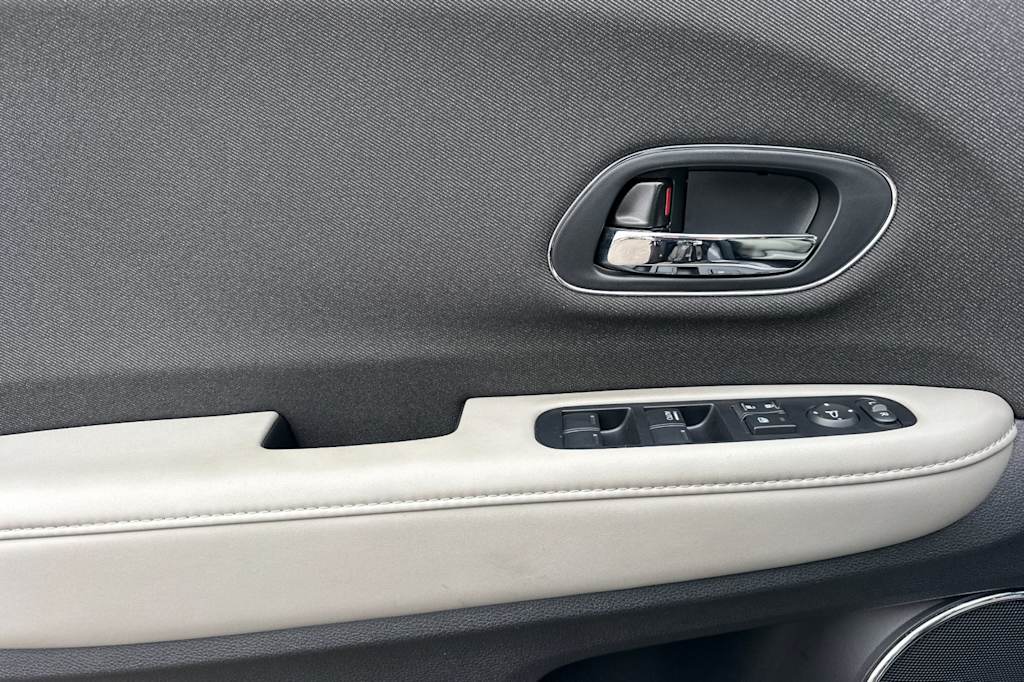 Thumbnail: 2020 Honda HR-V - 20