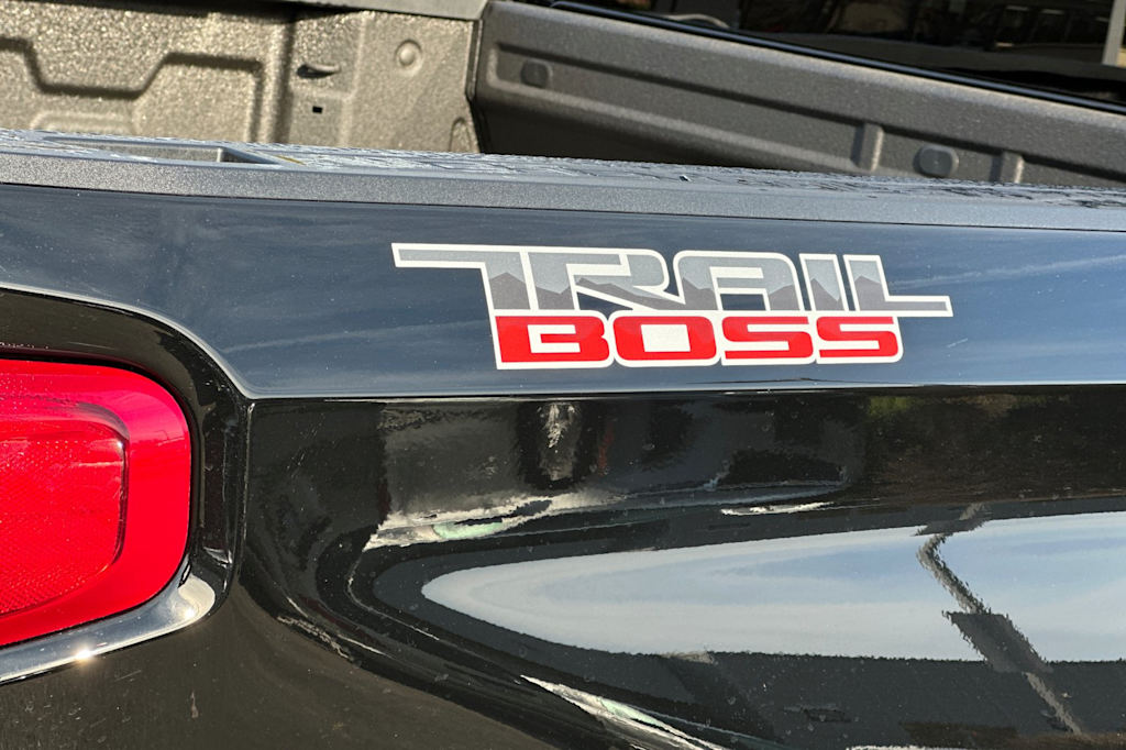 Thumbnail: 2024 Chevrolet Silverado 1500 - 7