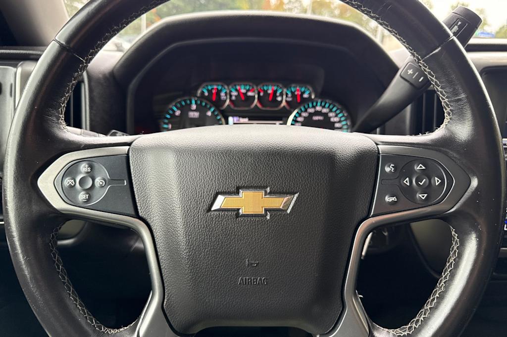 Thumbnail: 2015 Chevrolet Silverado 1500 - 25