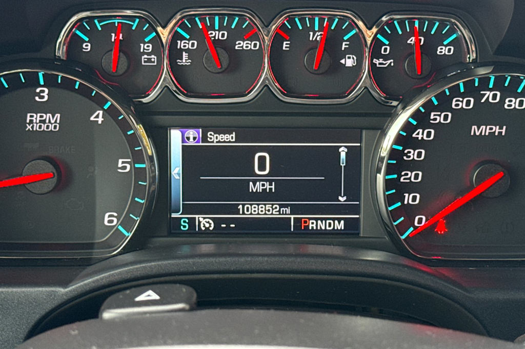 Thumbnail: 2015 Chevrolet Silverado 1500 - 26