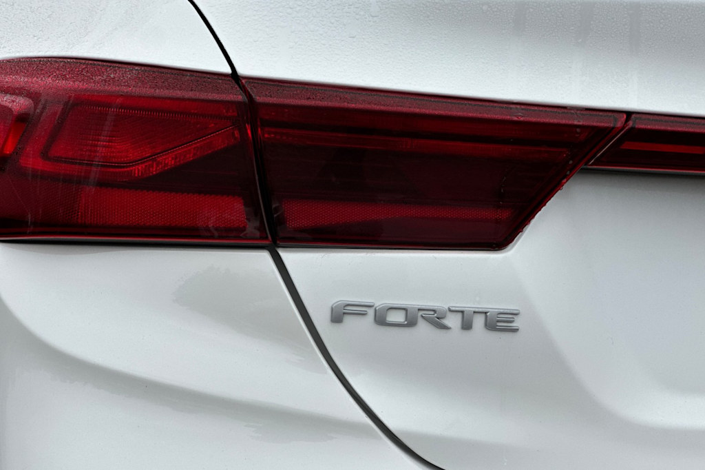 Thumbnail: 2023 Kia Forte - 26