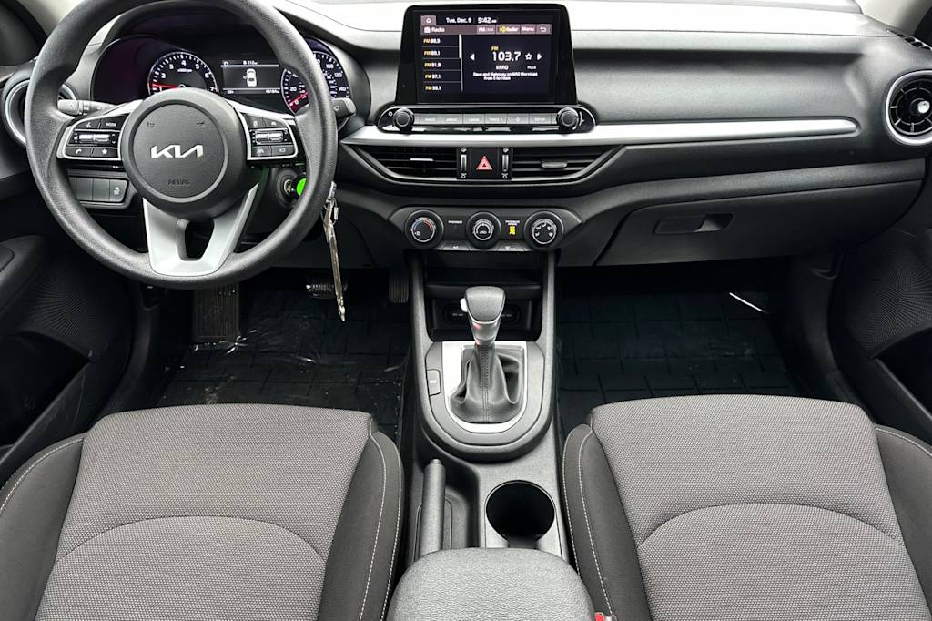 Thumbnail: 2023 Kia Forte - 2