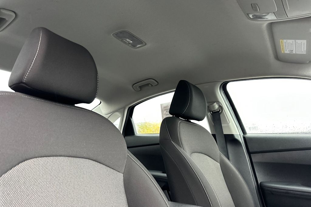 Thumbnail: 2023 Kia Forte - 21