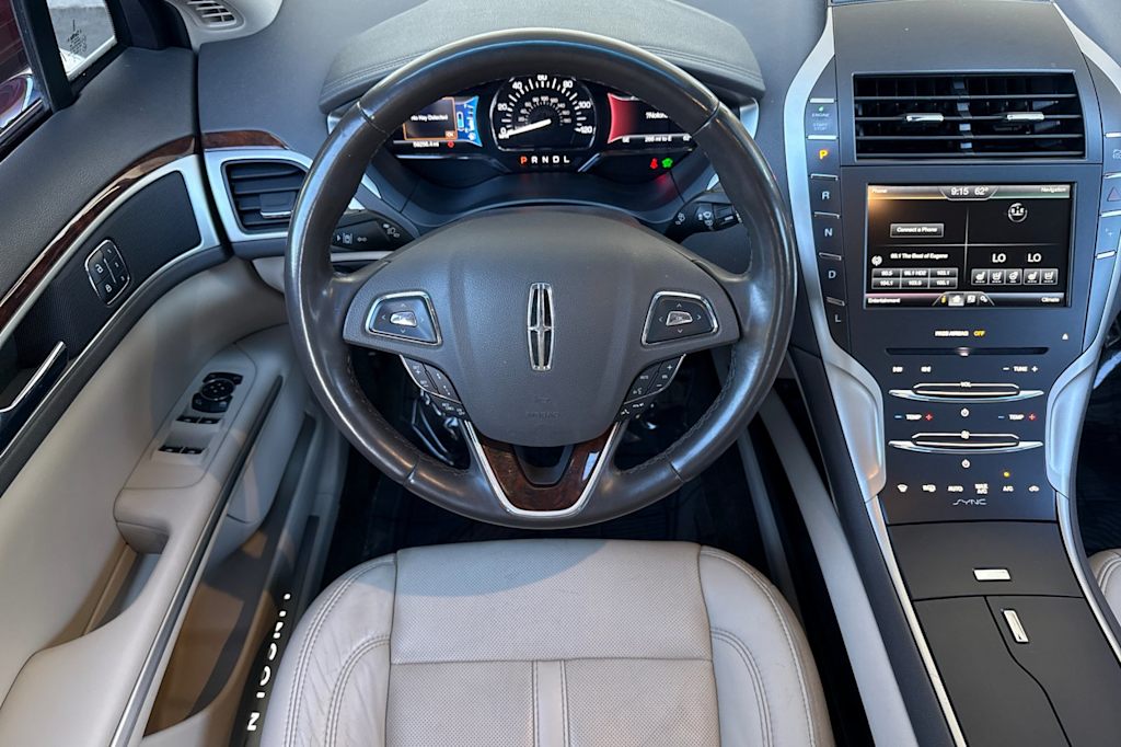 Thumbnail: 2016 Lincoln MKZ - 8