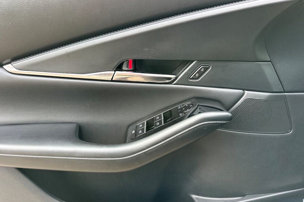 Thumbnail: 2025 Mazda CX-30 - 21