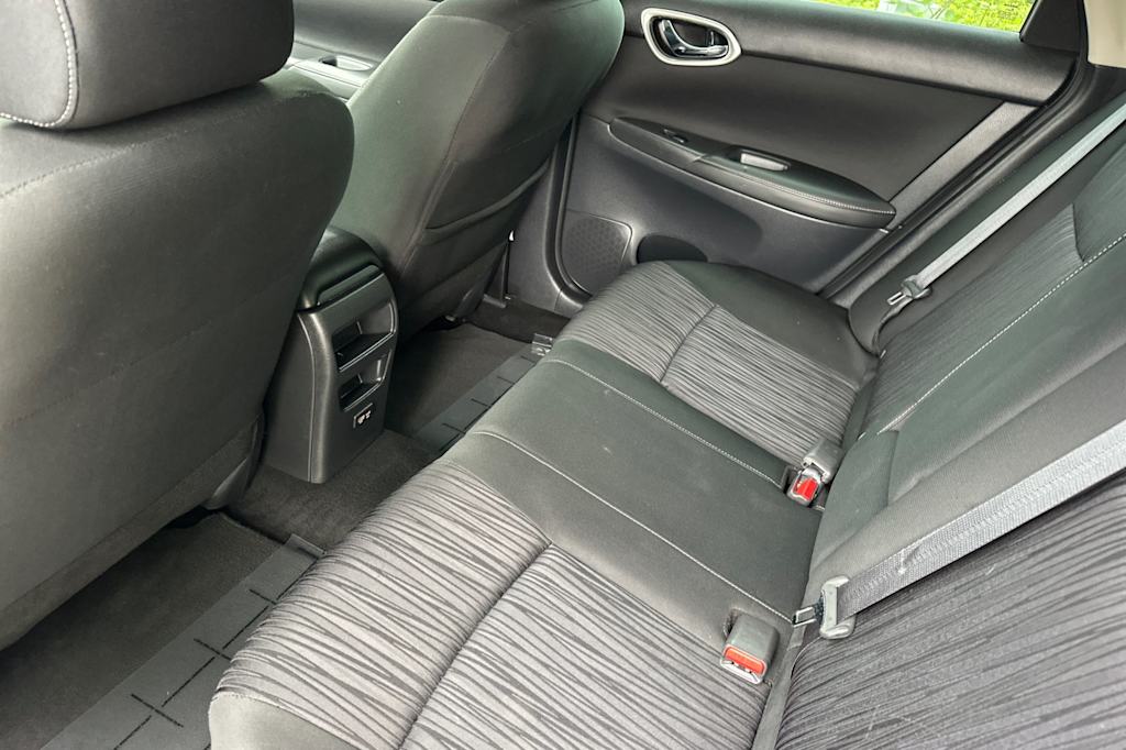 Thumbnail: 2019 Nissan Sentra - 11