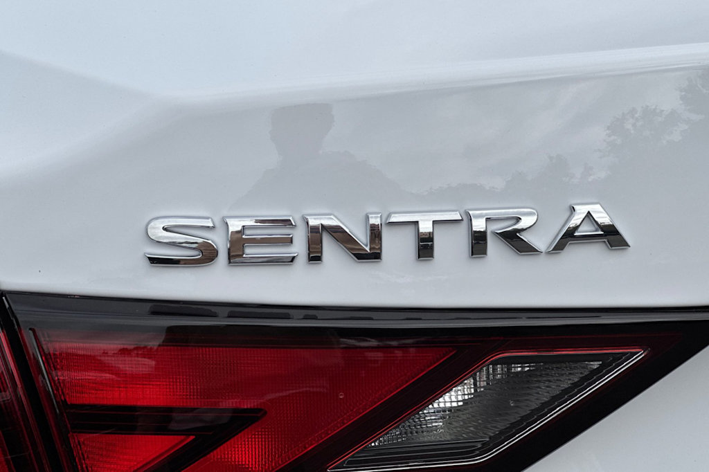 Thumbnail: 2025 Nissan Sentra - 8