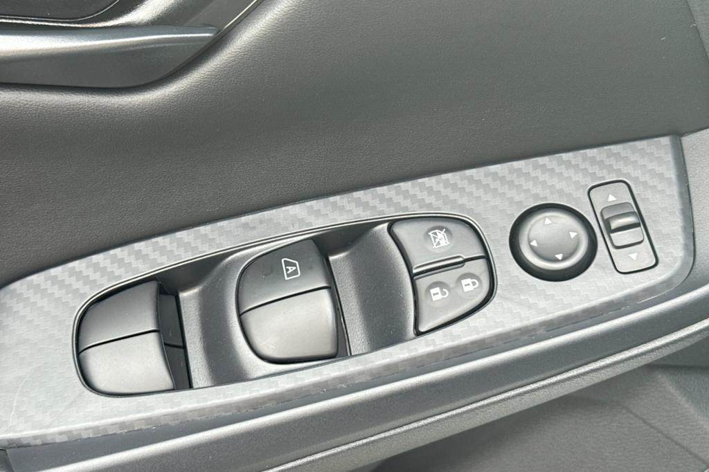 Thumbnail: 2025 Nissan Sentra - 22