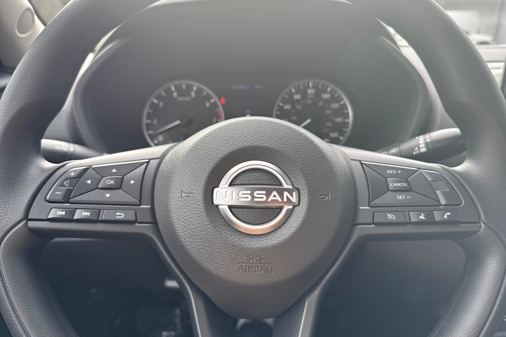 Thumbnail: 2025 Nissan Sentra - 27