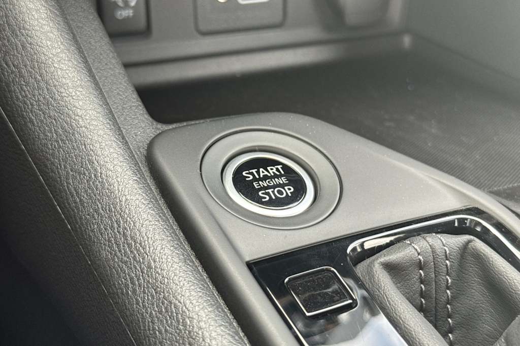 Thumbnail: 2025 Nissan Sentra - 26