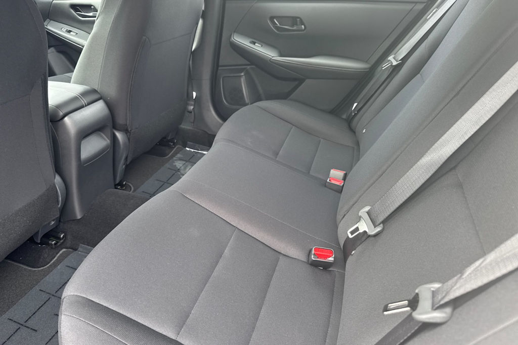 Thumbnail: 2025 Nissan Sentra - 11