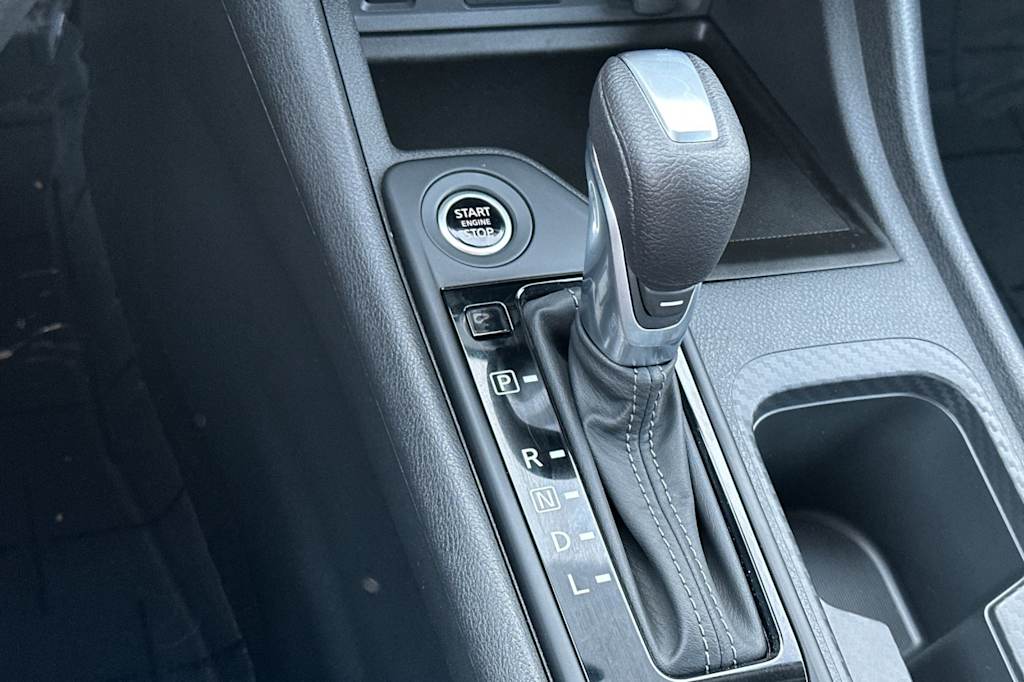 Thumbnail: 2025 Nissan Sentra - 16