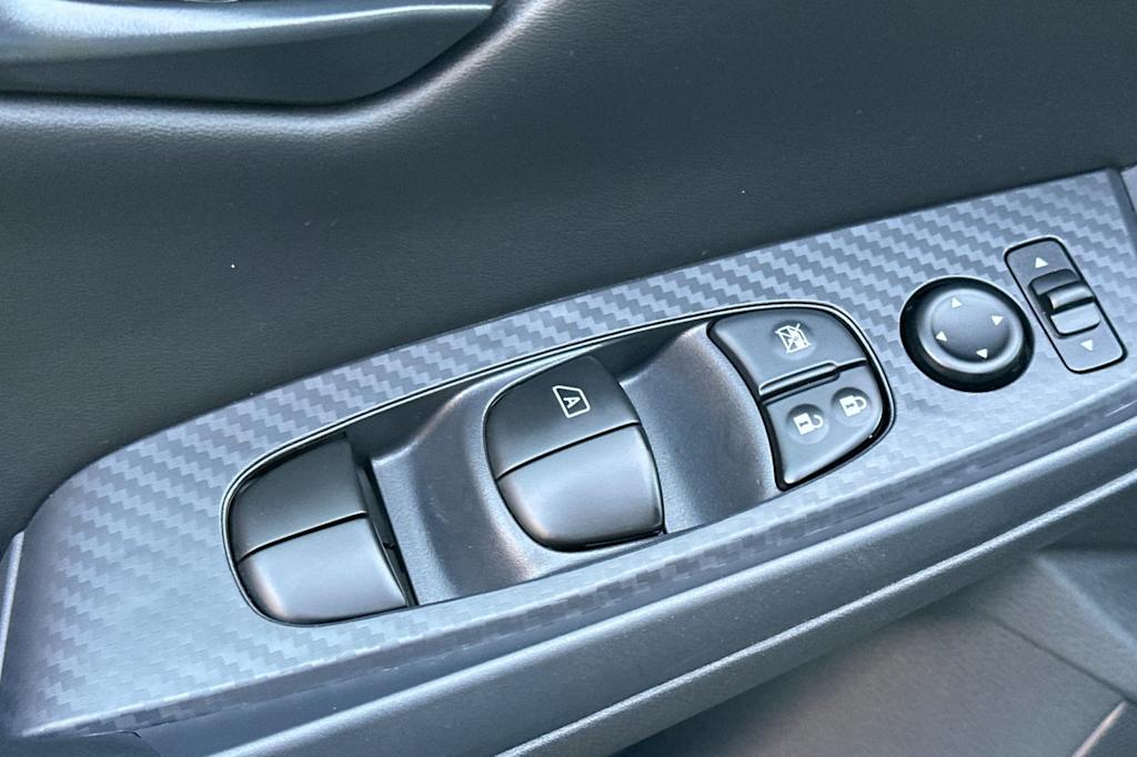 Thumbnail: 2025 Nissan Sentra - 22